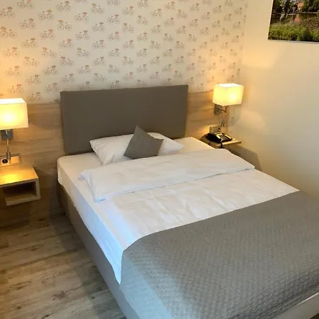 Uno Am Spieker Fallersleben Hotel