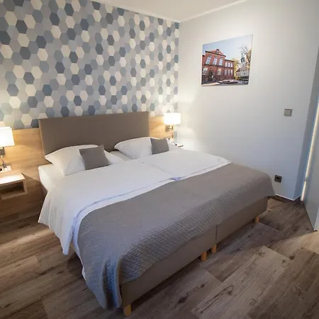 Szálloda Uno Am Spieker Fallersleben 3*