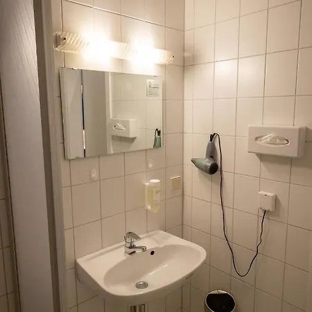 Uno Am Spieker Fallersleben Szálloda