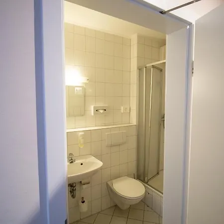 Uno Am Spieker Fallersleben Hotel 3*