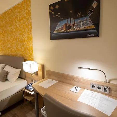 Hotel Uno Am Spieker Fallersleben 3*