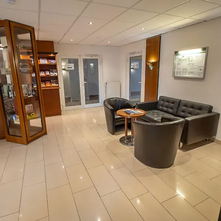 Uno Am Spieker Fallersleben 3*