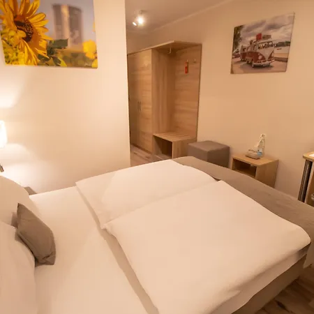 Uno Am Spieker Fallersleben Hotel