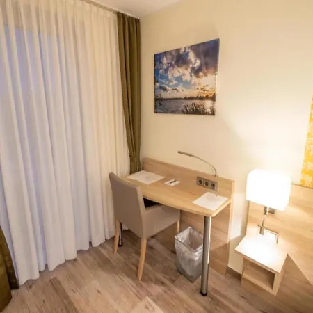 Uno Am Spieker Fallersleben Hotel