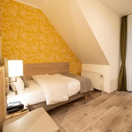 Hotel Uno Am Spieker Fallersleben 3*
