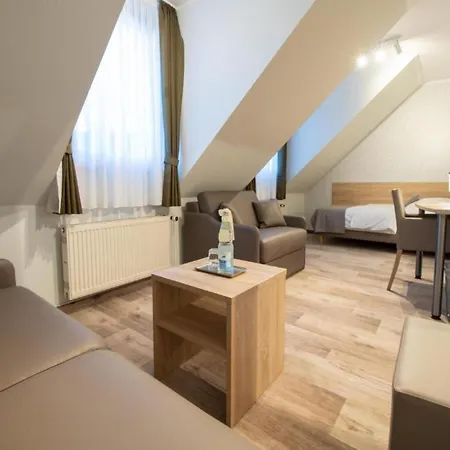 Hotel Uno Am Spieker Fallersleben 3*