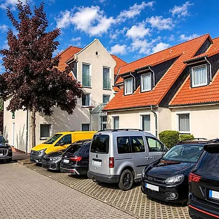 Fallersleben By Belvilla Hotel Wolfsburg