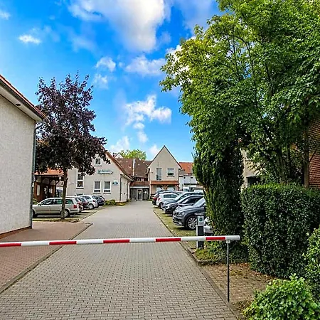 Hotel Fallersleben By Belvilla 3*