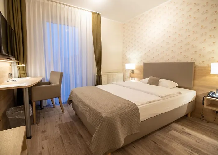 Uno Am Spieker Fallersleben 3*