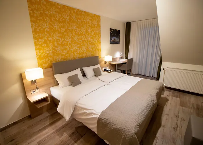 Uno Am Spieker Fallersleben Szálloda 3*