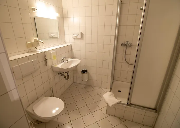 Uno Am Spieker Fallersleben Hotel 3*